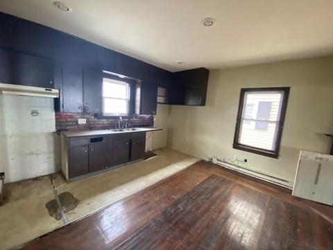25 Forest St, Fall River, MA 02721 photo 6