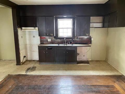 25 Forest St, Fall River, MA 02721 photo 5