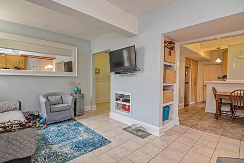 1 Lanark Rd #7, Brookline, MA 02445 photo 5