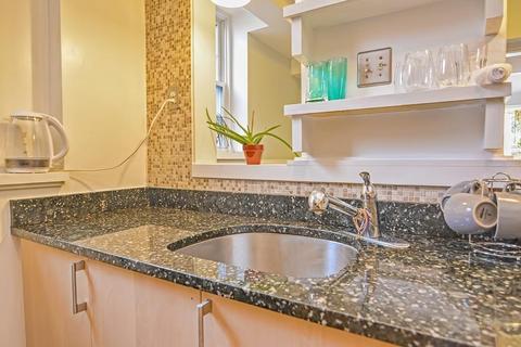 1 Lanark Rd #7, Brookline, MA 02445 photo 12