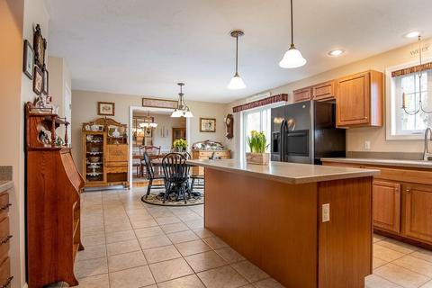 13 Ronnie Dr, Webster, MA 01570 photo 8
