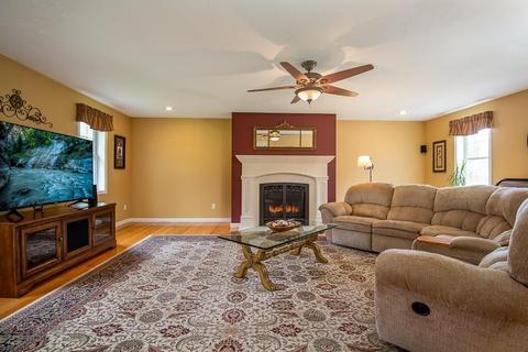 13 Ronnie Dr, Webster, MA 01570 photo 9