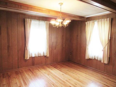 1006 Carew St, Springfield, MA 01104 photo 8