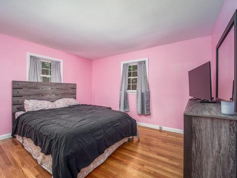 32 Pine St, Franklin, MA 02038 photo 21
