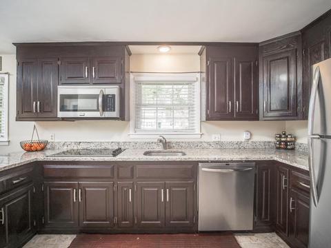 32 Pine St, Franklin, MA 02038 photo 11