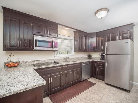 32 Pine St, Franklin, MA 02038 photo 10
