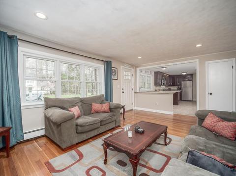 32 Pine St, Franklin, MA 02038 photo 17