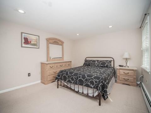 32 Pine St, Franklin, MA 02038 photo 9
