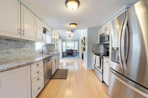 66 Wescroft Rd, Reading, MA 01867 photo 8