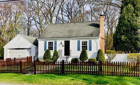 66 Wescroft Rd, Reading, MA 01867 photo 2