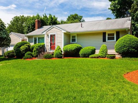 1 Smith Rd, Randolph, MA 02368 photo 1