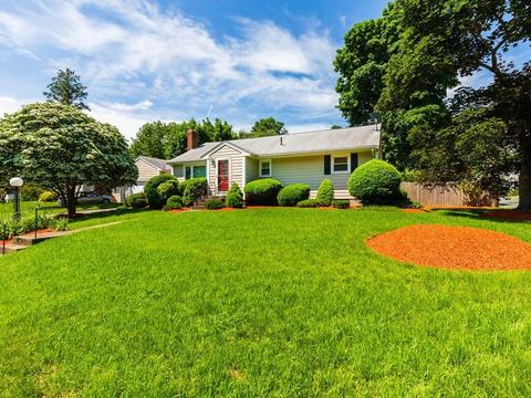 1 Smith Rd, Randolph, MA 02368 photo 3