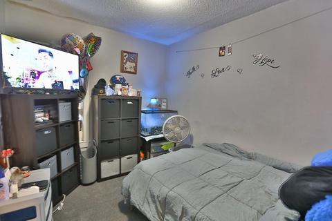 197 County St, Fall River, MA 02723 photo 11