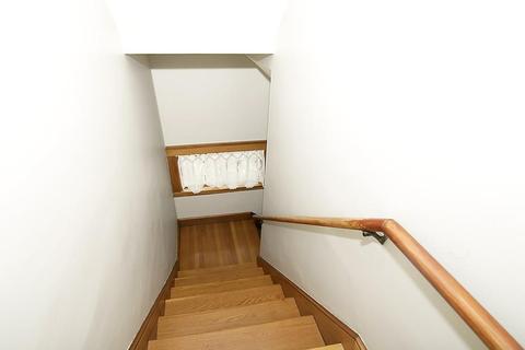 38 Appleton Ave, Beverly, MA 01915 photo 21