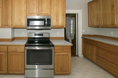 38 Appleton Ave, Beverly, MA 01915 photo 6