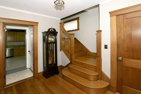 38 Appleton Ave, Beverly, MA 01915 photo 4