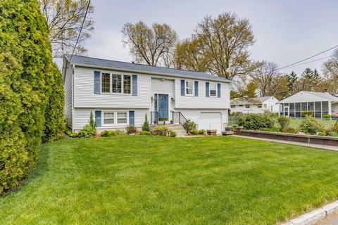 20 Dutton St, Springfield, MA 01151 photo 2