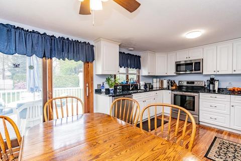 20 Dutton St, Springfield, MA 01151 photo 9