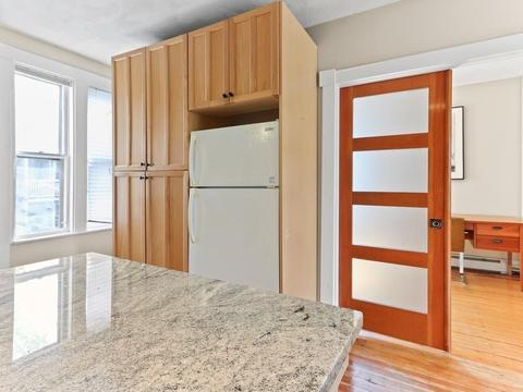 246 Cypress St #4, Brookline, MA 02445 photo 12