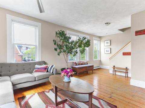 246 Cypress St #4, Brookline, MA 02445 photo 4