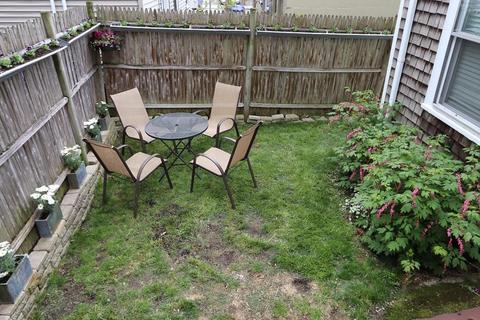 246 Cypress St #4, Brookline, MA 02445 photo 27
