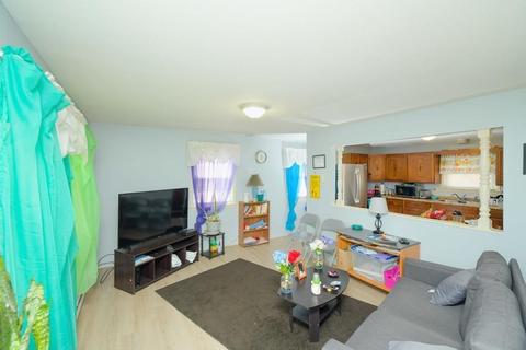 120 Slater Ave, Springfield, MA 01119 photo 3