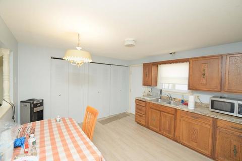 120 Slater Ave, Springfield, MA 01119 photo 11