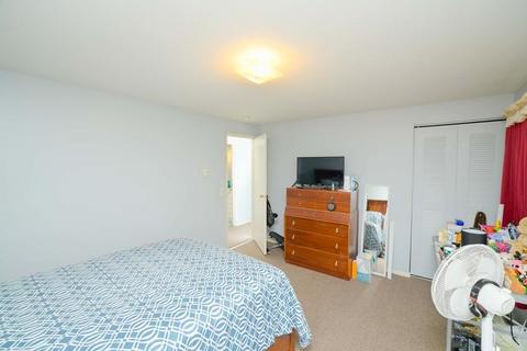 120 Slater Ave, Springfield, MA 01119 photo 7