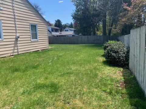 28 E Allen Ridge Rd, Springfield, MA 01118 photo 17
