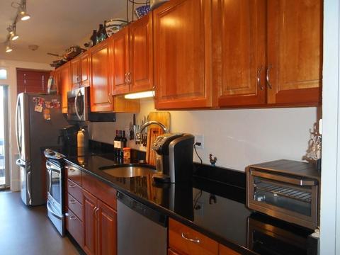 36 Elm St #2, Worcester, MA 01609 photo 2