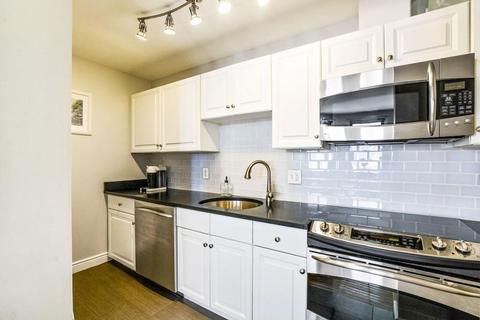 4 Charlesgate E #503, Boston, MA 02215 photo 5