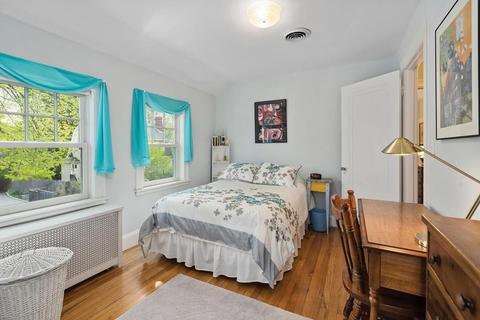 59 Stanton Rd, Brookline, MA 02445 photo 11