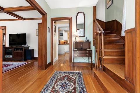 59 Stanton Rd, Brookline, MA 02445 photo 4