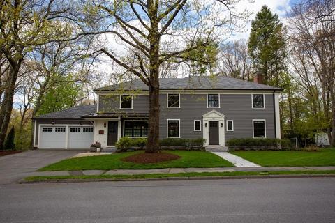 65 Westgate, Wellesley, MA 02482 photo 2