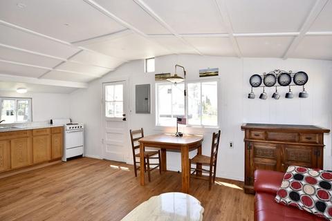 2 Walter St, Wareham, MA 02571 photo 4