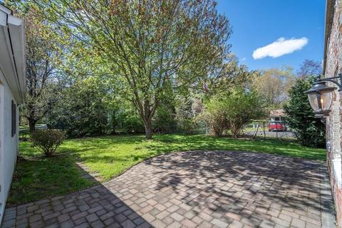 82 Welland Rd, Springfield, MA 01151 photo 27