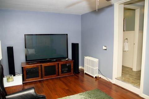82 Welland Rd, Springfield, MA 01151 photo 9