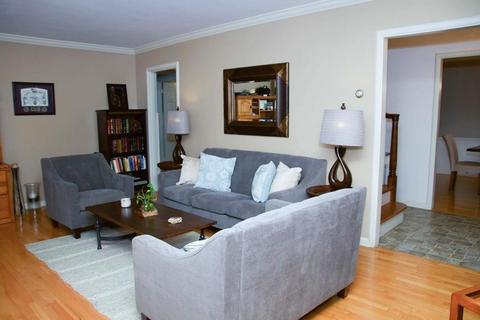 82 Welland Rd, Springfield, MA 01151 photo 12
