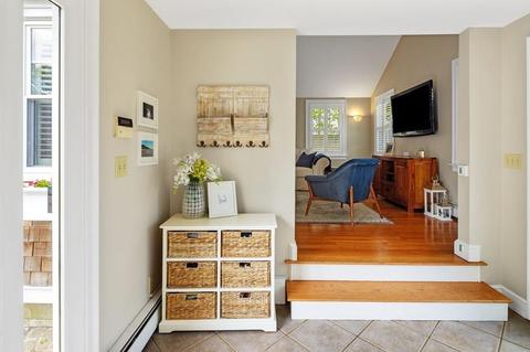 9 Juniper Rd, Hingham, MA 02043 photo 4