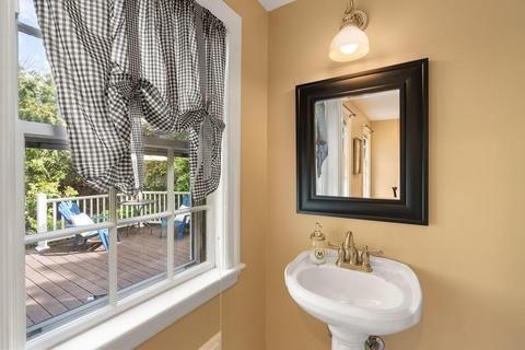 20 Monadnock Rd, Arlington, MA 02476 photo 13