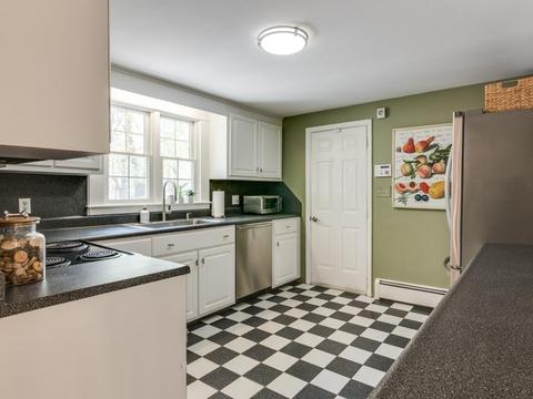 91 Preston Pl, Beverly, MA 01915 photo 7