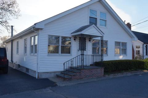 33 Pleasant St, Wareham, MA 02571 photo 1