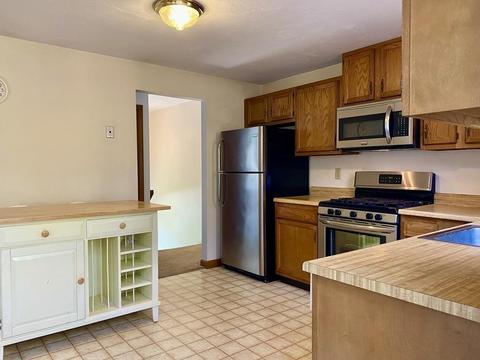 9 Thomas Dr, Franklin, MA 02038 photo 11