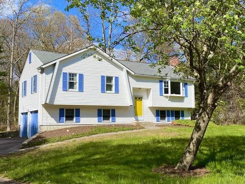9 Thomas Dr Franklin Ma 02038 Mls 72656682 Movoto Com