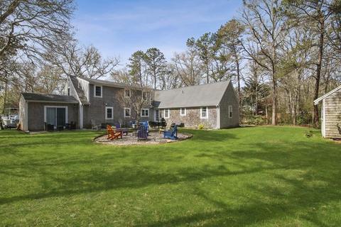 35 Lisa Ln, Mashpee, MA 02649 photo 2