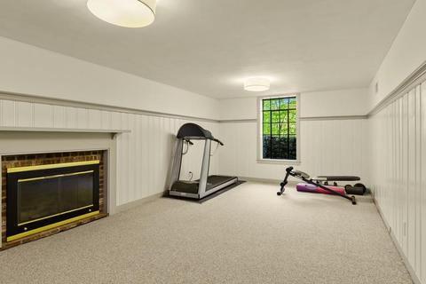 60 Thackeray Rd, Wellesley, MA 02481 photo 21
