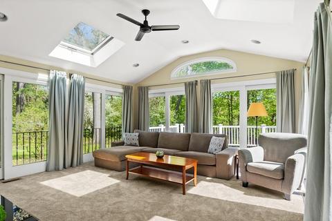 60 Thackeray Rd, Wellesley, MA 02481 photo 6