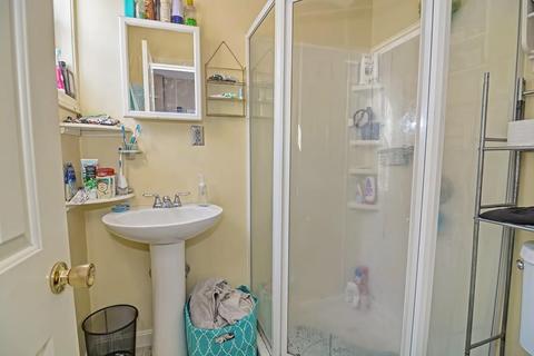 122 Melville St, Fall River, MA 02724 photo 15