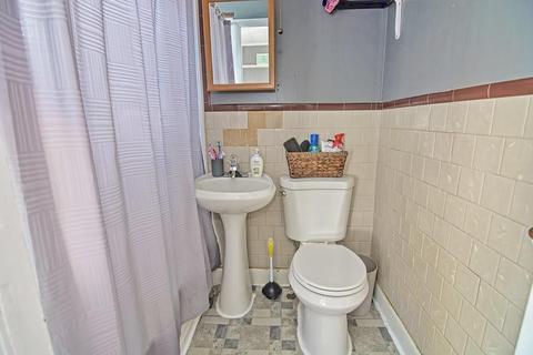 122 Melville St, Fall River, MA 02724 photo 24