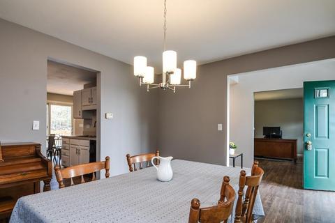 37 Wildflower Dr, Sutton, MA 01590 photo 10